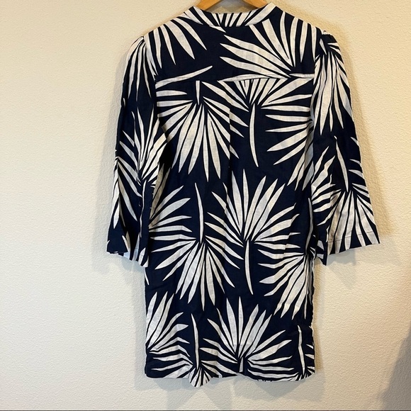 New with Tags Boden size 2 navy holiday palm tunic with red Pom Pom details - Picture 6 of 6